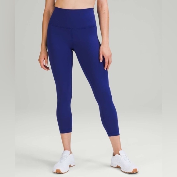 LULULEMON Wunder Train High-Rise Tight 25"
Larkspur size 18 - Picture 2 of 9